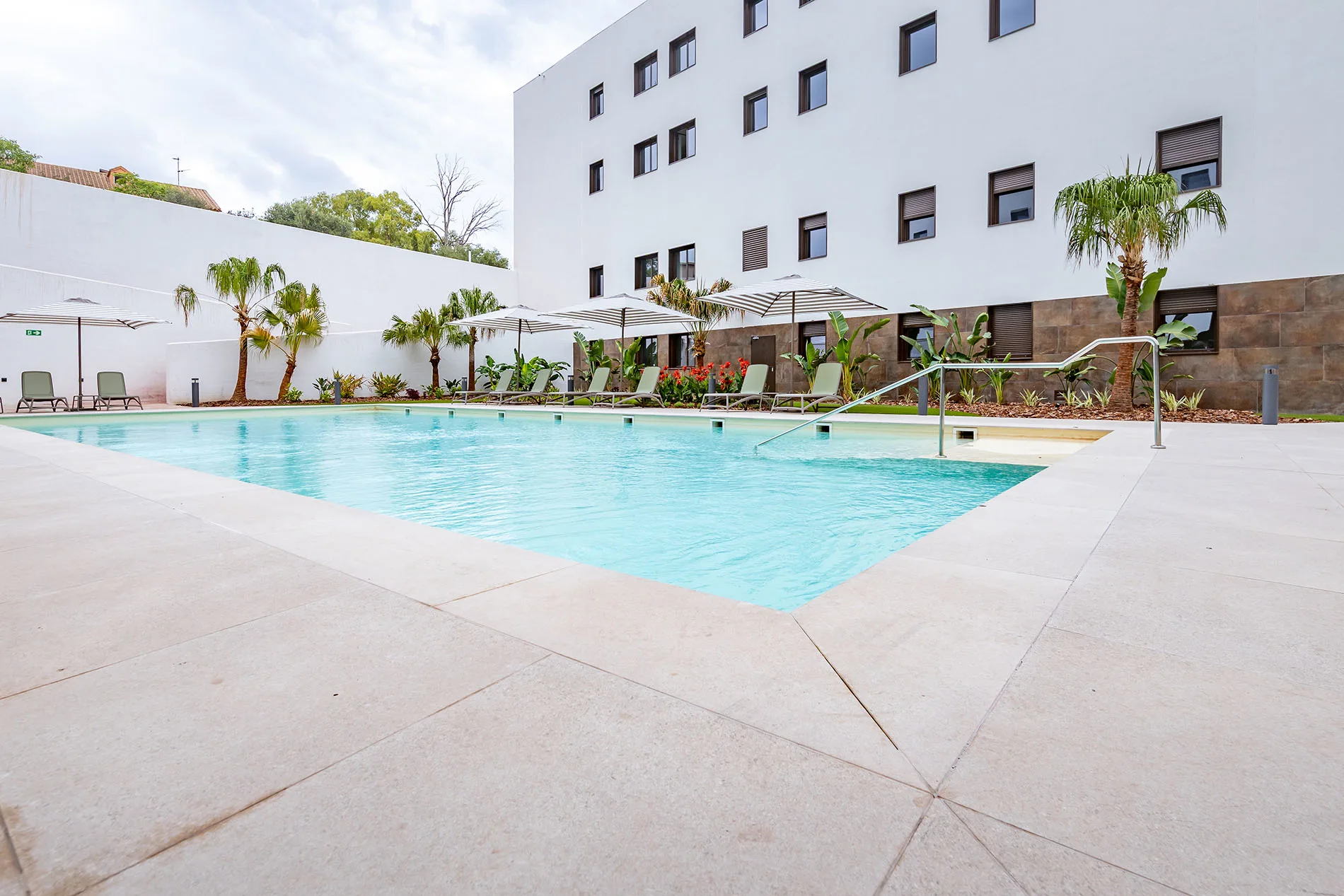 murcia-football-academy-pool